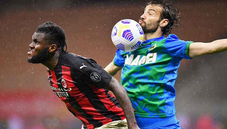 Serie Ada Milan evinde Sassuoloya yenildi