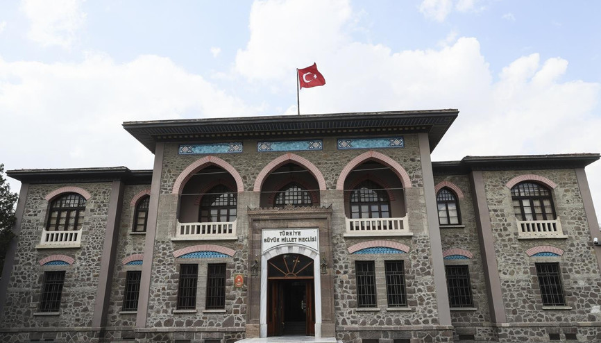 Geçmişte yolculuk
