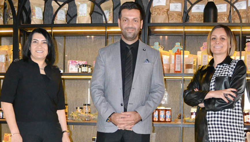 Çatılardan tek tek güneş topluyorlar