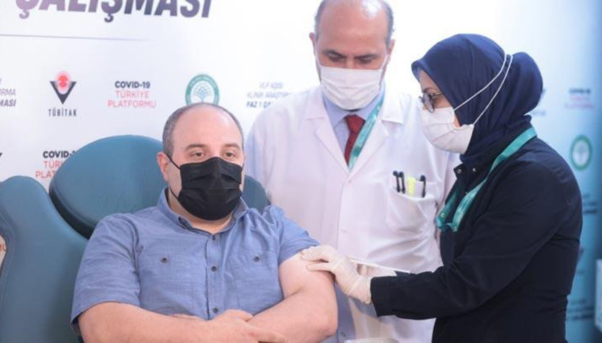 Bakan Varank 2. doz yerli aşısını yaptırdı