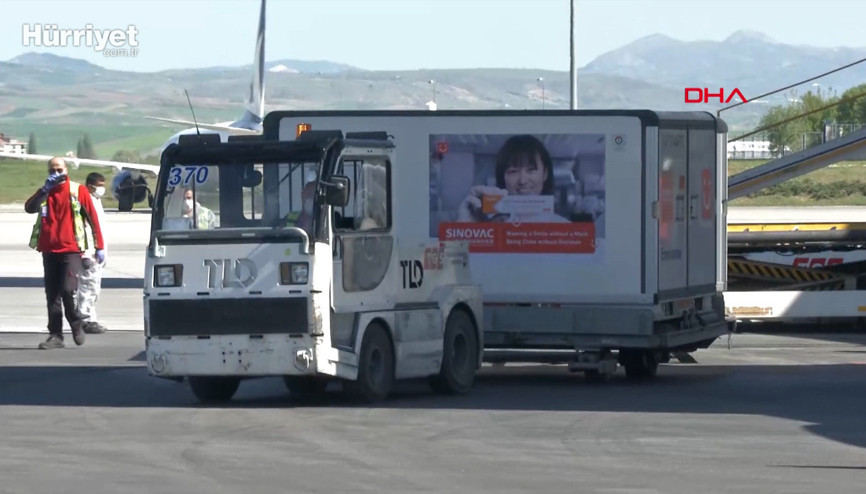 Sinovac firmasının CoronaVac aşısının yeni partisi Türkiyede
