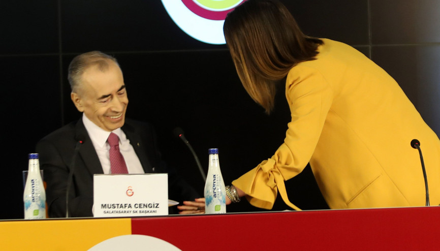 Son dakika: Mustafa Cengiz konuşurken GS TV neden gitti Resmi açıklama...