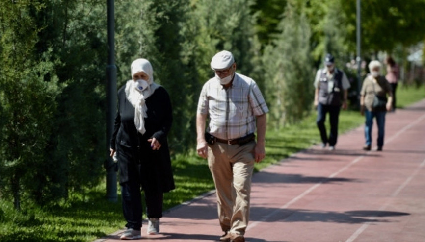 65 yaş ve üzeri 18 yaş ve altı sokağa çıkma yasağı var mı Sokağa çıkma yasağı hangi saatler arasında uygulanacak 65 yaş ve üzeri 18 yaş ve altı sokağa çıkma yasağı var mı Sokağa çıkma yasağı hangi saatler arasında uygulanacak