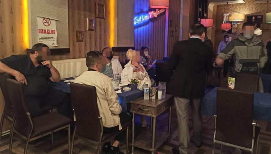 Kulüplere gece baskını