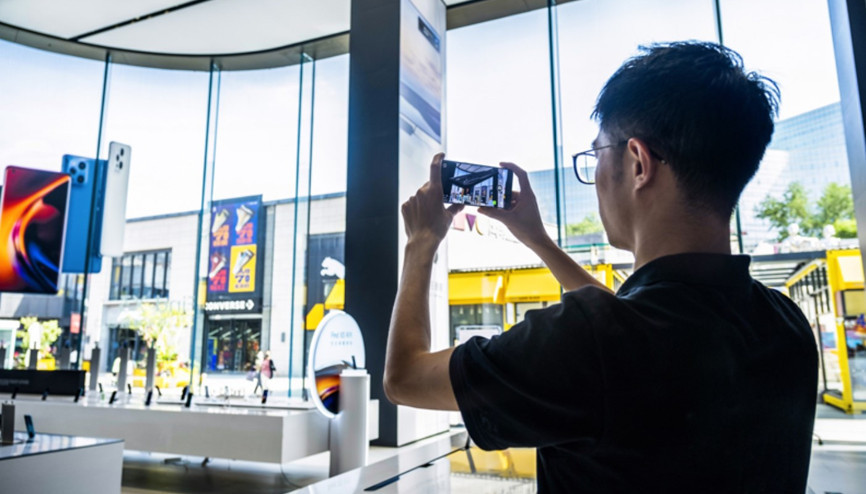 Oppo mağazalarında CybeReal dönemi başladı