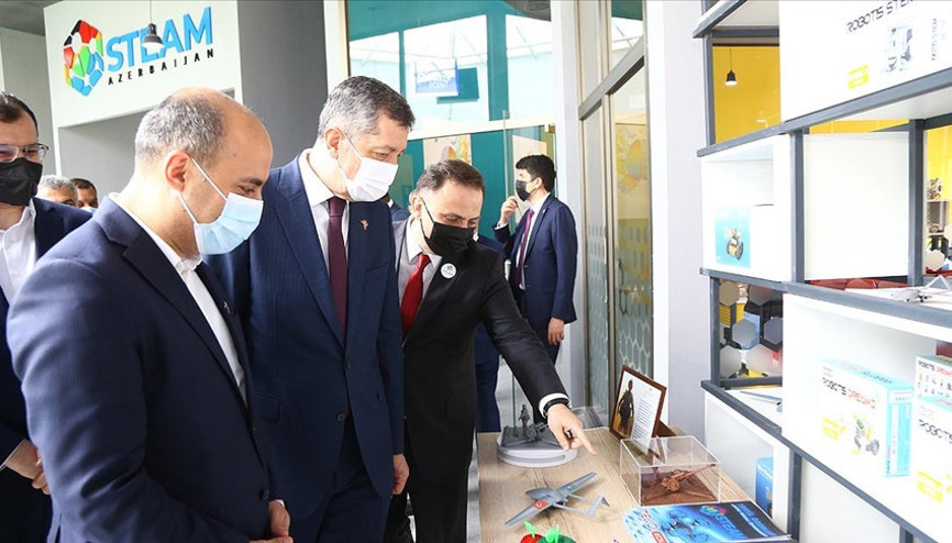 Selçuk, STEAM Merkezinin açılışını yaptı