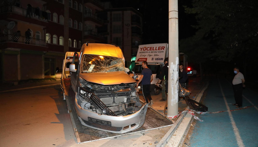 Kafa kafaya çarpıştılar