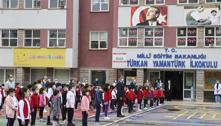 Yüz yüze eğitimde ilk gün