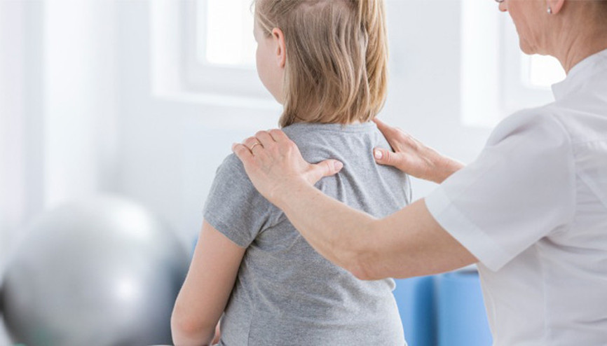 Anne babalar dikkat Çocuğunuzu bu hareketle mutlaka kontrol edin