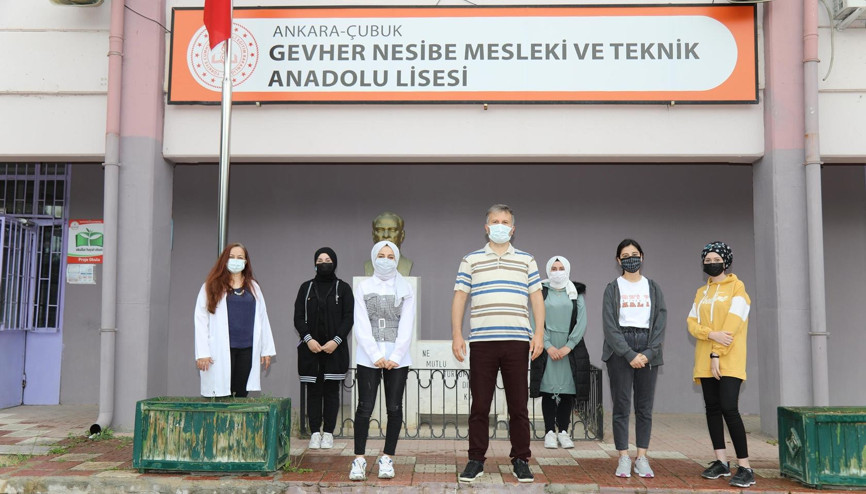 Tonlarca atık kitaba dönüştü Tonlarca atık kitaba dönüştü