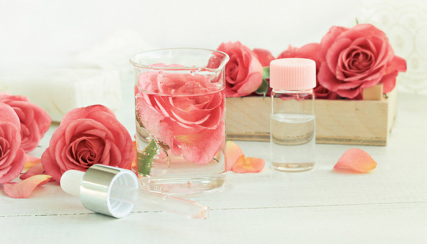 Gül suyunun faydaları nelerdir Gül suyunun cilde yararları ve etkileri