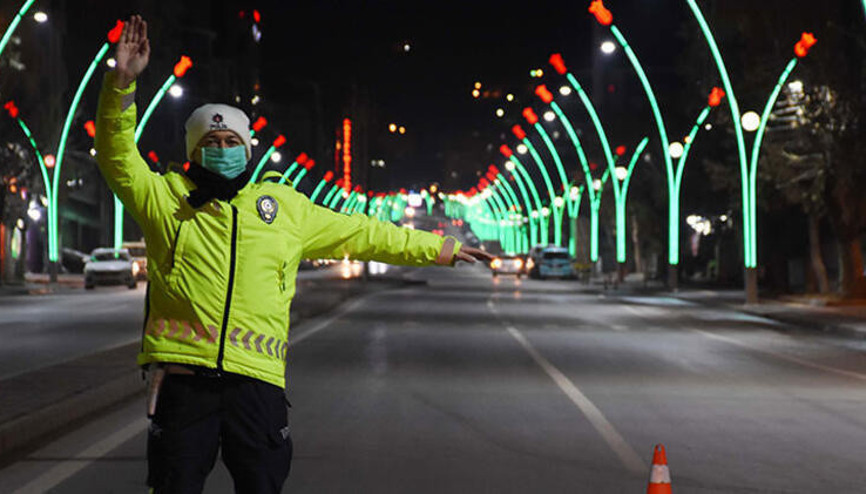 Son dakika haberi... Sokağa çıkma kısıtlaması başladı İşte tüm detaylar
