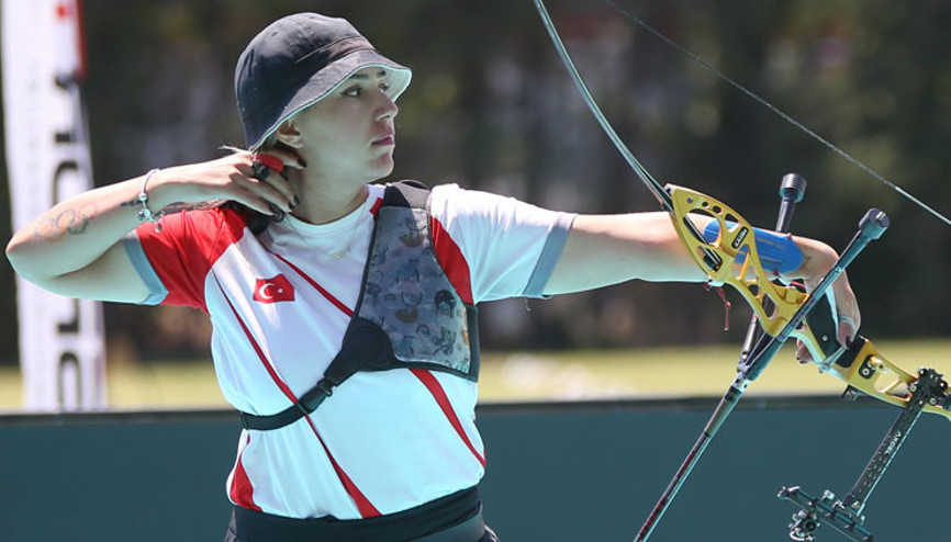Milli okçu Yasemin Ecem Anagöz, altın madalya için olimpiyatlara gidecek