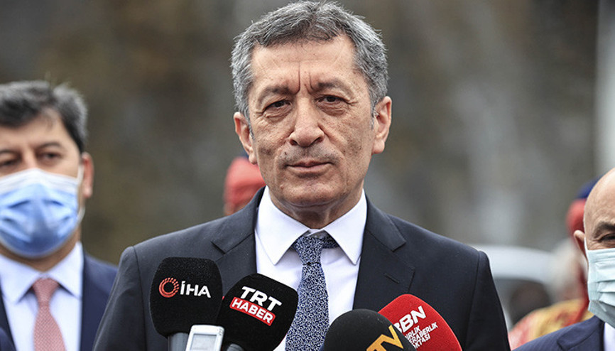 Son dakika: Milli Eğitim Bakanı Ziya Selçuktan LGSde aynı soru iddialarına yanıt Son dakika: Milli Eğitim Bakanı Ziya Selçuktan LGSde aynı soru iddialarına yanıt