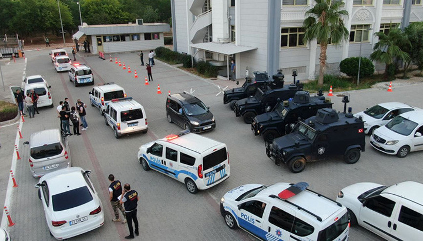 Mersin merkezli 18 ilde yasa dışı bahis operasyonu: 86 gözaltı