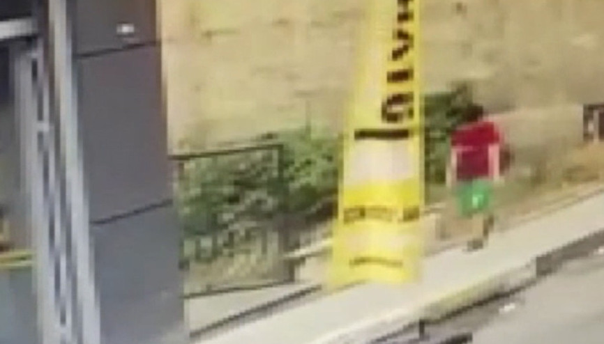 Küçük Ahmet İhmal kurbanı oluyordu; oturmak istediği mermerle boşluğa düştü