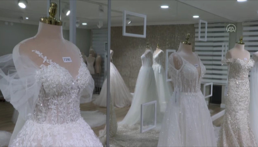 Gelinlik sektöründe kademeli normalleşmeyle hareketlilik başladı