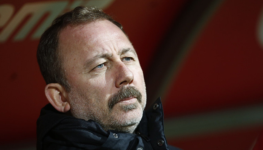 Son Dakika Haberi... Beşiktaşta Sergen Yalçın zirvesi Beklenen görüşme...