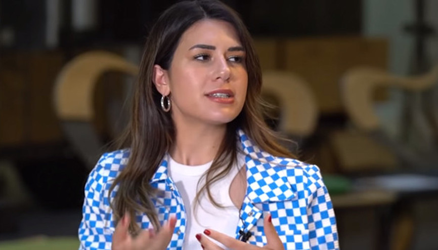 Sibil Çetinkaya: Sevgimi başka bir yere yansıttığım zaman kirlenmesinden korkuyorum