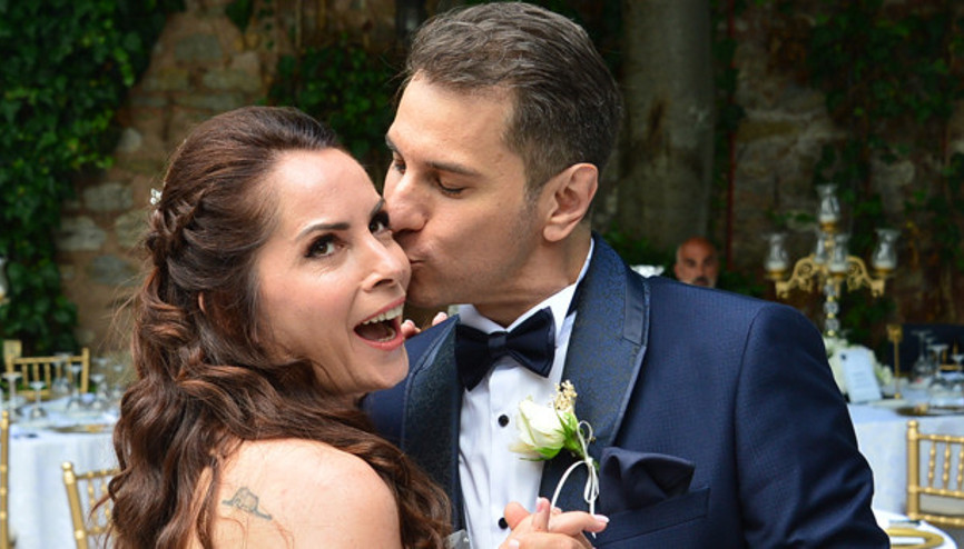 Sürpriz nikah Oyuncu Sevinç Erbulak ve Volkan Cengen evlendi