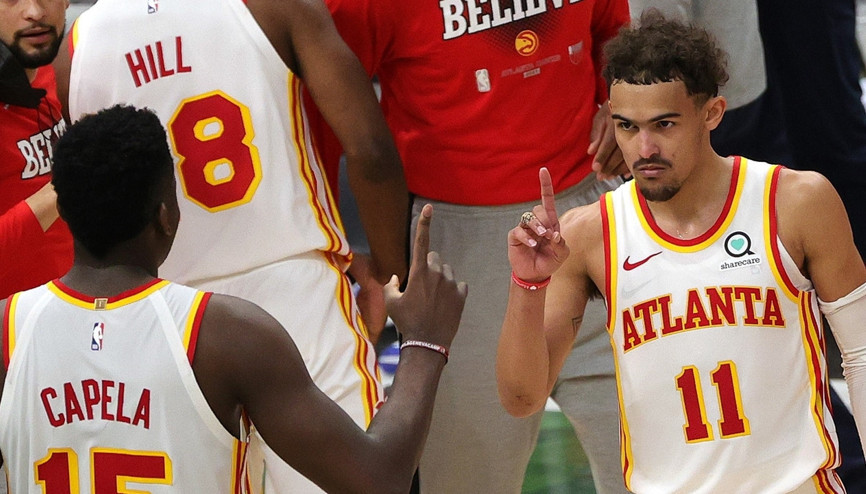 NBAde Gecenin Sonuçları: Doğuda finalin ilk maçına Trae Young damgası 48 sayı attı, Hawksı 1-0 öne geçirdi...