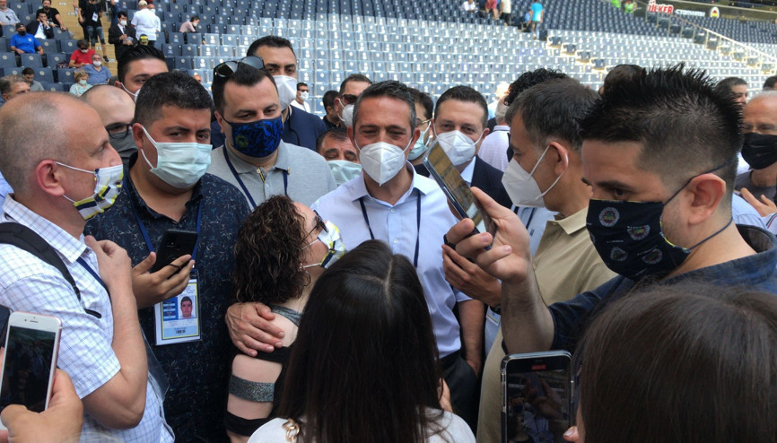 Fenerbahçe başkanlık seçiminden fotoğraflar