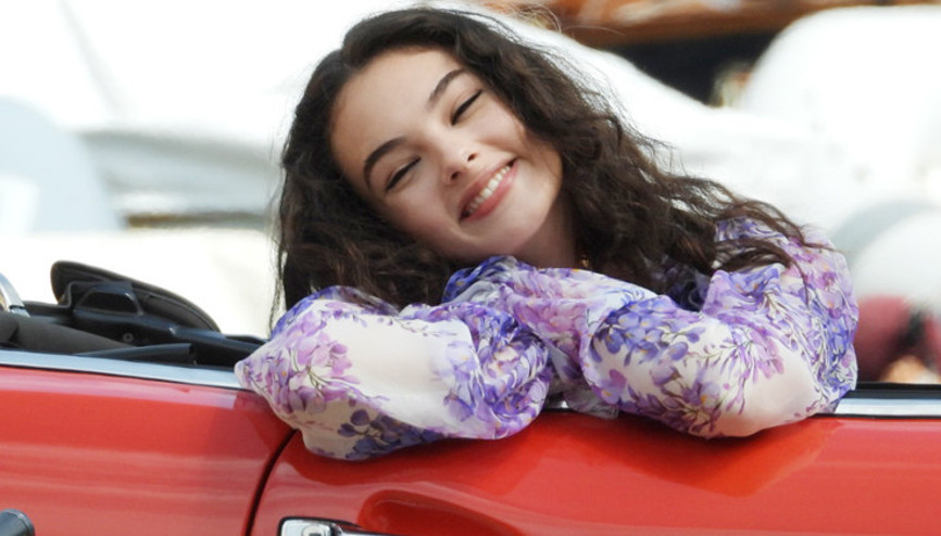 Monica Bellucci ile Vincent Casselin kızı Deva annesinin yolunda