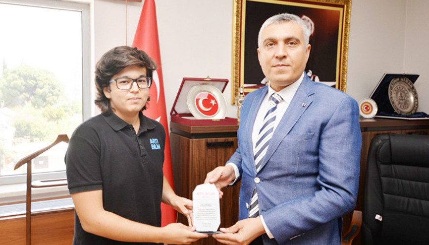 Parçacık fiziği yarışmasında finale kaldılar