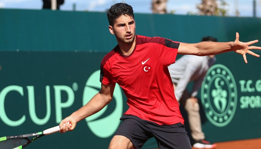 Milli tenisçi Altuğ Çelikbilek, Portekizde şampiyon oldu