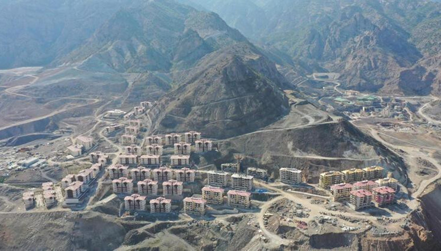 Yusufelinin 7nci kez taşınacağı yeni yerinde kura heyecanı Yusufelinin 7nci kez taşınacağı yeni yerinde kura heyecanı