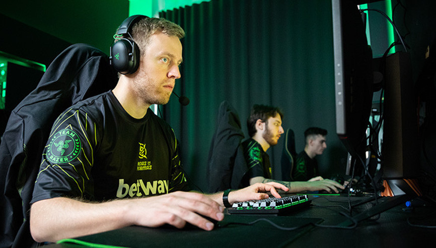 TEAM RAZER, NINJAS IN PYJAMAS ile anlaşma sağladı TEAM RAZER, NINJAS IN PYJAMAS ile anlaşma sağladı