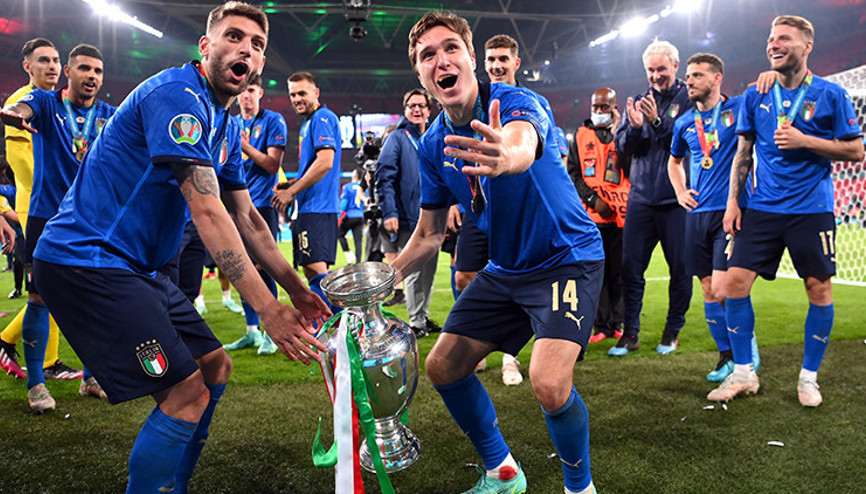 Son dakika haberi... EURO 2020yi kazanan İtalyanın şampiyonluk primi belli oldu Futbolcu başına... Son dakika haberi... EURO 2020yi kazanan İtalyanın şampiyonluk primi belli oldu Futbolcu başına...