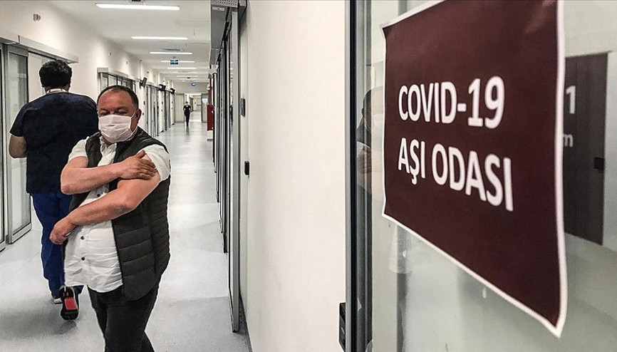 18 yaş altı ne zaman aşı olacak, kimler aşı olacak 18 yaş altına Kovid-19 aşı hakkı açıldı mı İşte detaylar...