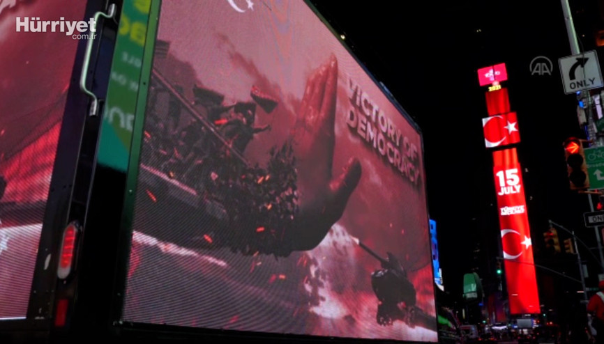 15 Temmuz “Demokrasi Zaferi” New York sokaklarında LED ekranlı araçlarla anlatıldı 15 Temmuz “Demokrasi Zaferi” New York sokaklarında LED ekranlı araçlarla anlatıldı