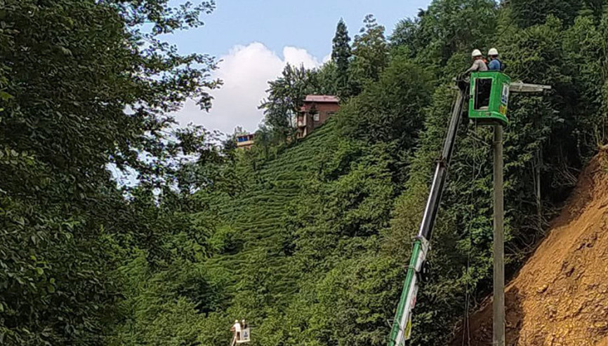 Rizede yaralar sarılıyor