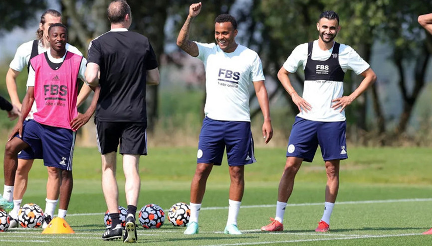 Son Dakika: Galatasaray ve Beşiktaşın transfer etmek istediği Ghezzal, antrenmanlarını sürdürüyor