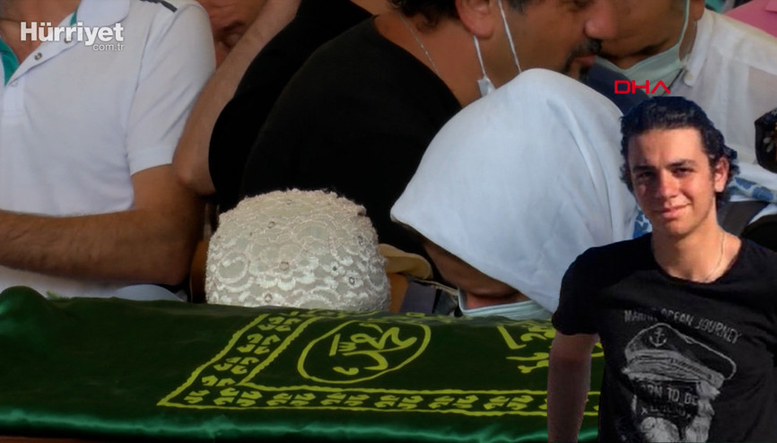 Kaybolduktan sonra cesedi bulunan Onur Eker, toprağa verildi Kaybolduktan sonra cesedi bulunan Onur Eker, toprağa verildi