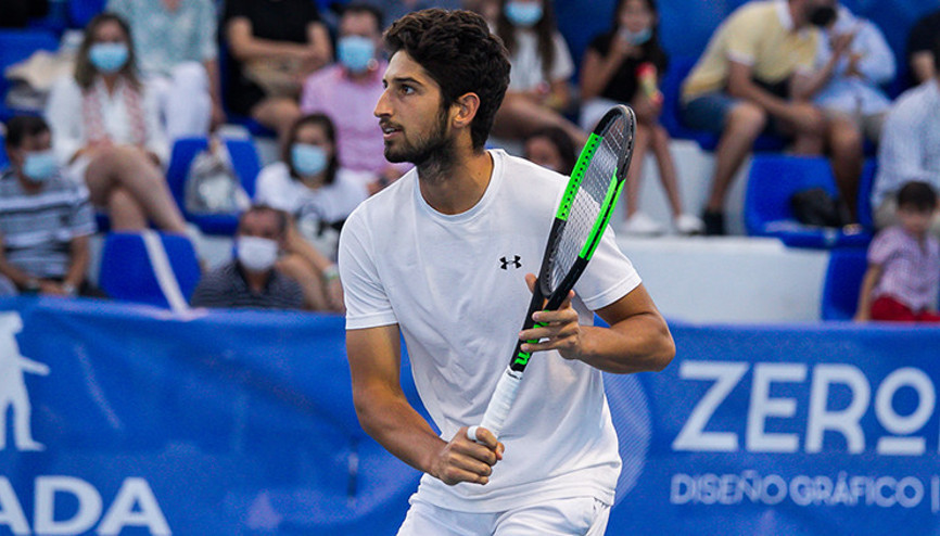 İspanyadaki tarihi Türk finalini kazanan Altuğ Çelikbilek oldu