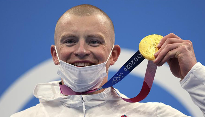 Tokyo 2020 Haberleri: Rekortmeni yüzücü Adam Peaty altını kaptırmadı