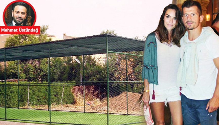 Emre Belözoğlu yazlığının bahçesine saha yaptırıyor