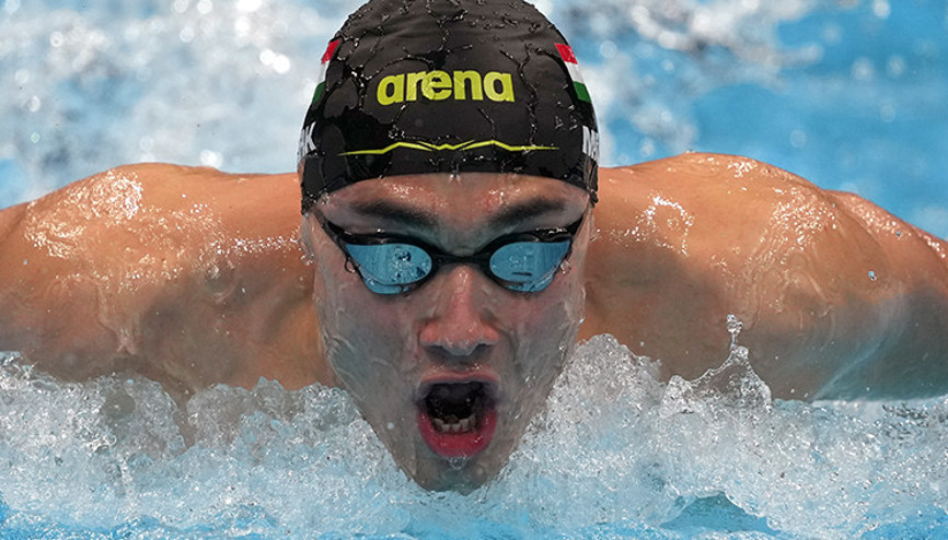 Macar yüzücü Milak, Erkekler 200 metre kelebekte Michael Phelpse ait rekoru kırarak altın madalya aldı