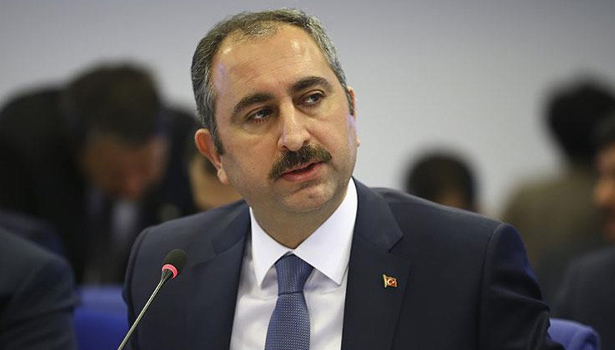 Son dakika: Adalet Bakanı Abdulhamit Gülden yangın açıklaması: Her yönüyle araştırılmaktadır Son dakika: Adalet Bakanı Abdulhamit Gülden yangın açıklaması: Her yönüyle araştırılmaktadır