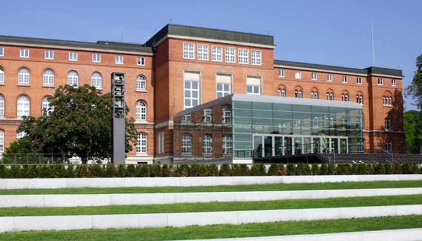 Milletvekillerine porno şantajlı dolandırıcılık