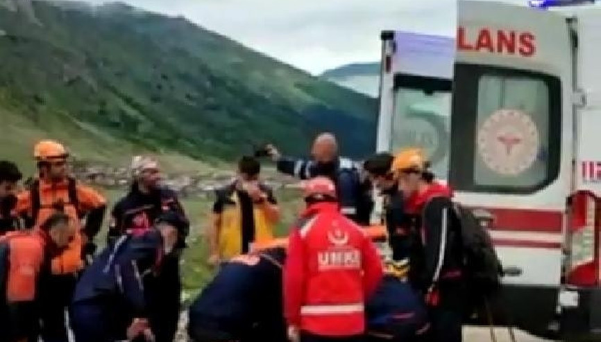 Kaçkarlarda düşen 2 Ukraynalı dağcı, 33 saatte kurtarıldı