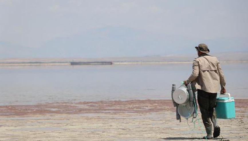 Flamingolar uğramıyor Habitat kayboluyor... Acıgöl kuruyor