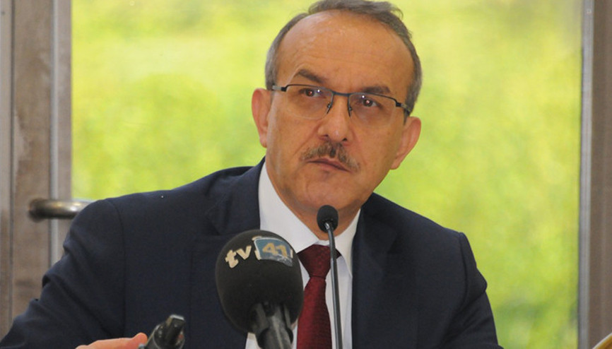 Kocaeli Valisi Seddar Yavuz, mangal için kendisine mesaj atanlara isyan etti: Türkiye yanıyor, bugün piknik günü mü Kocaeli Valisi Seddar Yavuz, mangal için kendisine mesaj atanlara isyan etti: Türkiye yanıyor, bugün piknik günü mü