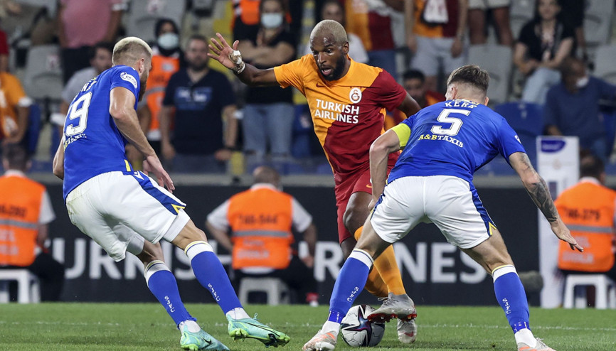 Galatasaray-St. Johnstone maçından en özel fotoğraflar