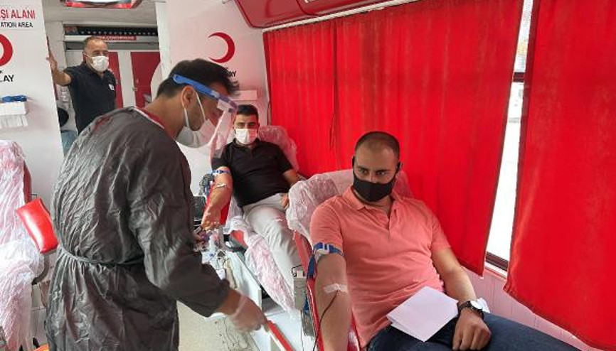 Kızılay, kan bağışlayanlar adına 3 fidan dikecek