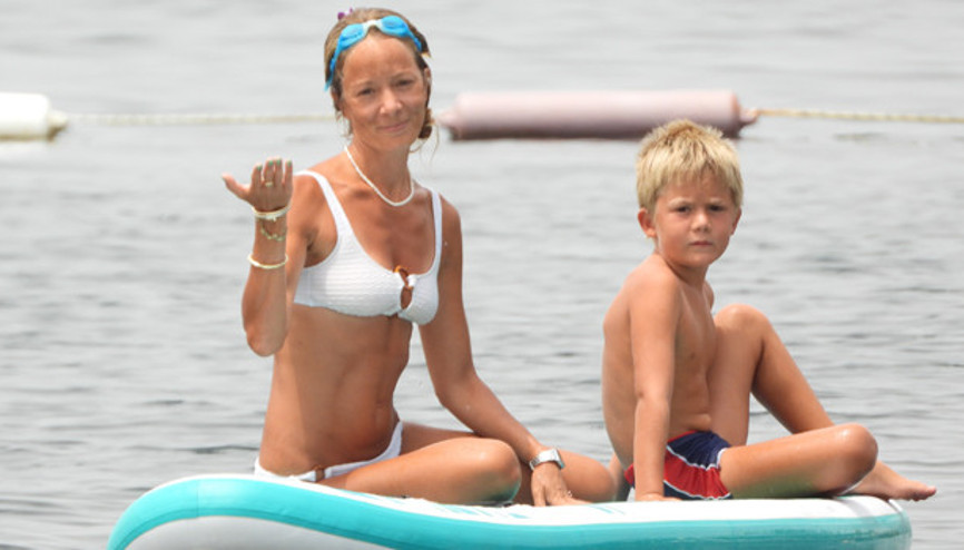 Bade İşçilin oğlu Azurdan güldüren tepki: Annemi çekmesene