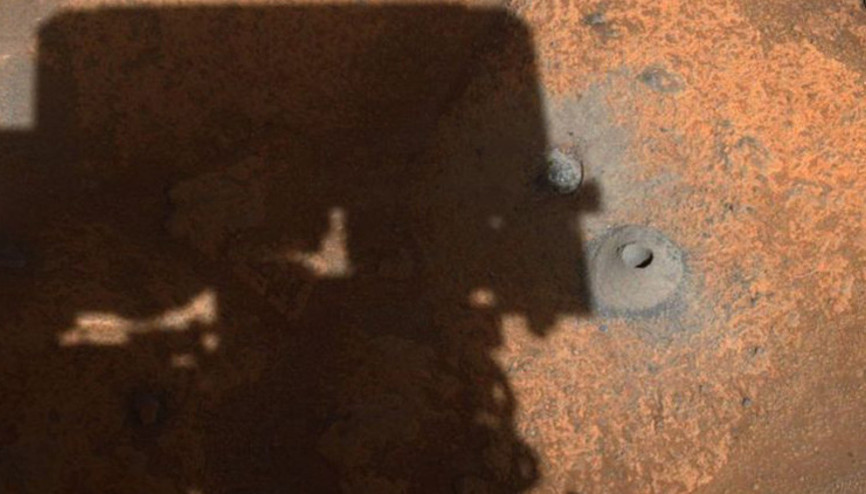 NASAda büyük skandal: Kızıl Gezegenden toplanan ilk kaya örneği kayıp